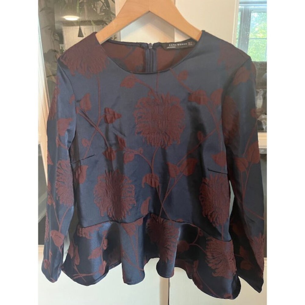 ZARA Jacquard Burgundy on Navy Floral Peplum Top Size S